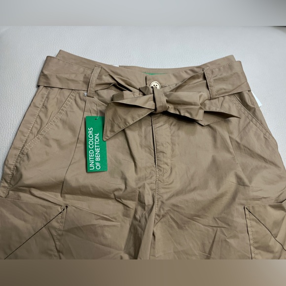 NWT - United Colors of Benetton Women’s Urban Safari Shorts - US Size 4 - Picture 5 of 10